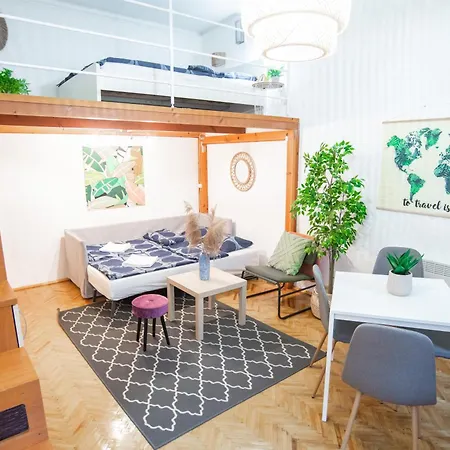 Apartment Lovely In Erzsebetvaros A57 Budapest
