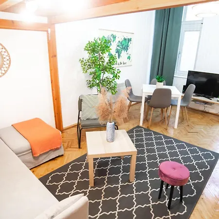Apartment Lovely In Erzsebetvaros A57 *