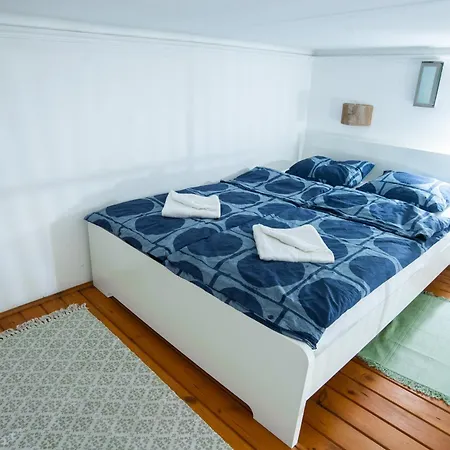 Apartment Lovely In Erzsebetvaros A57